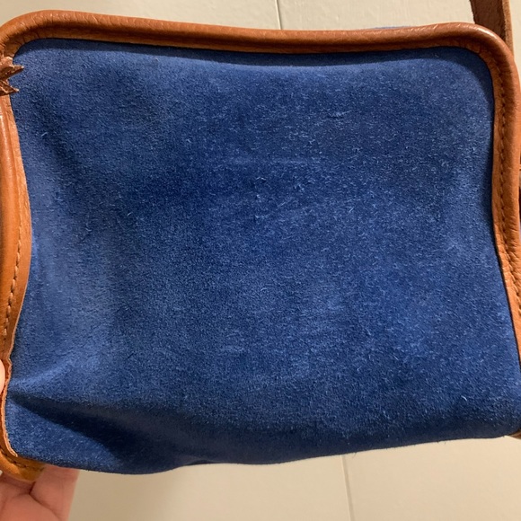 Madewell 1937 Camden Crossbody Bag in Blue Suede - Picture 6 of 12